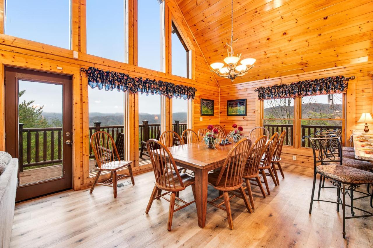 Grizzly Manor Villa Pigeon Forge Eksteriør bilde