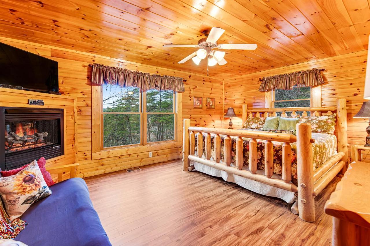 Grizzly Manor Villa Pigeon Forge Eksteriør bilde
